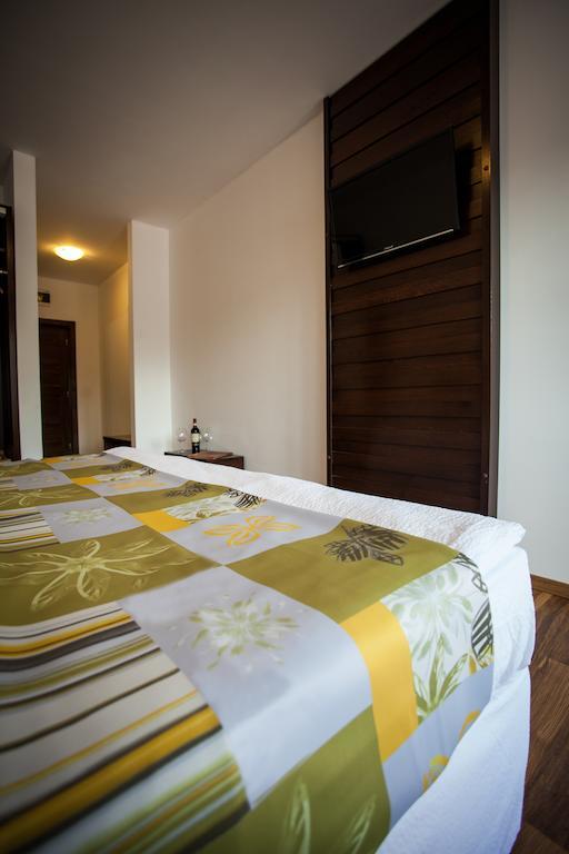 Roata Faget Inn Cluj-Napoca Chambre photo